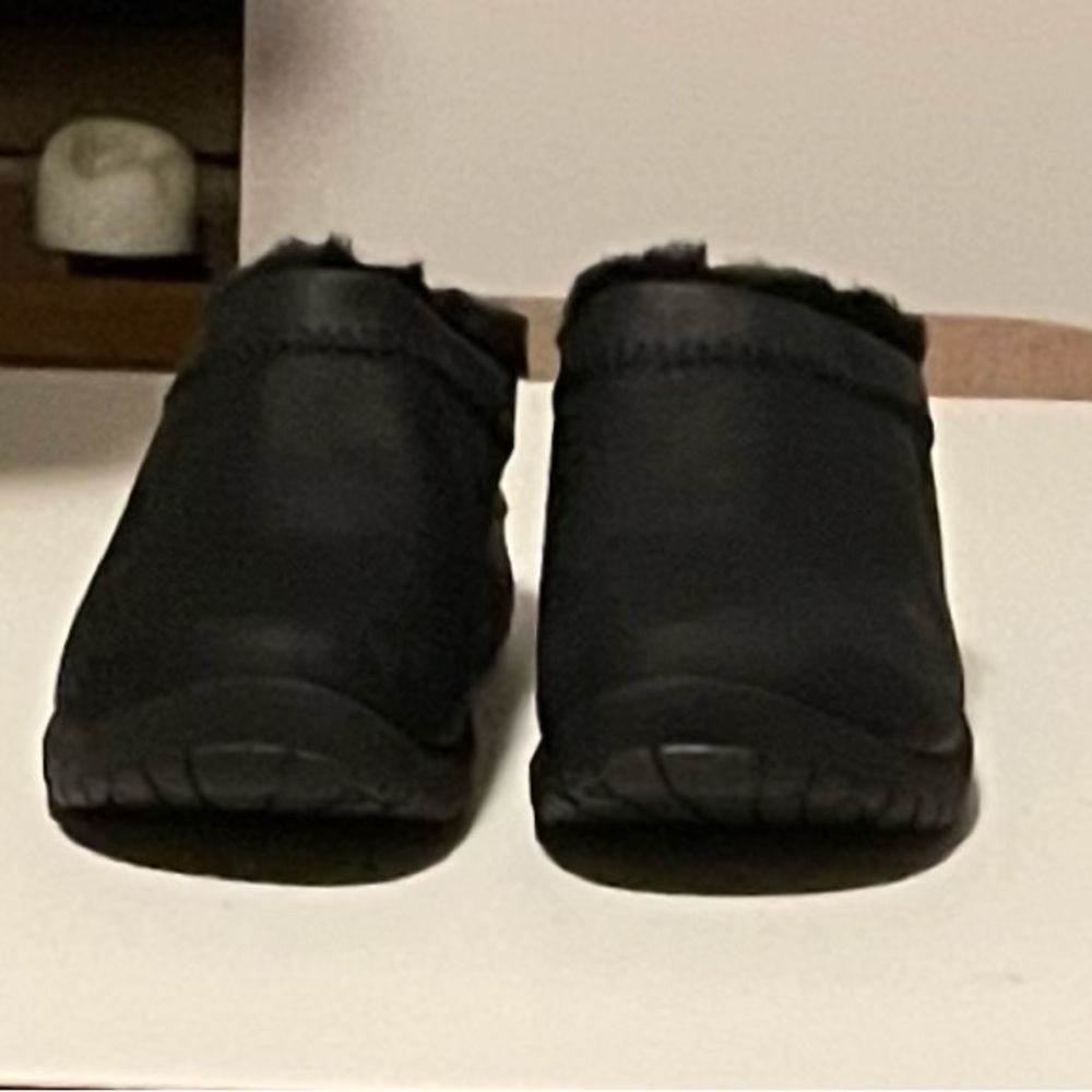 Merrell Black Mules